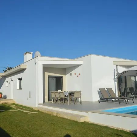Casa Alegria Nadadouro Villa Exterior photo